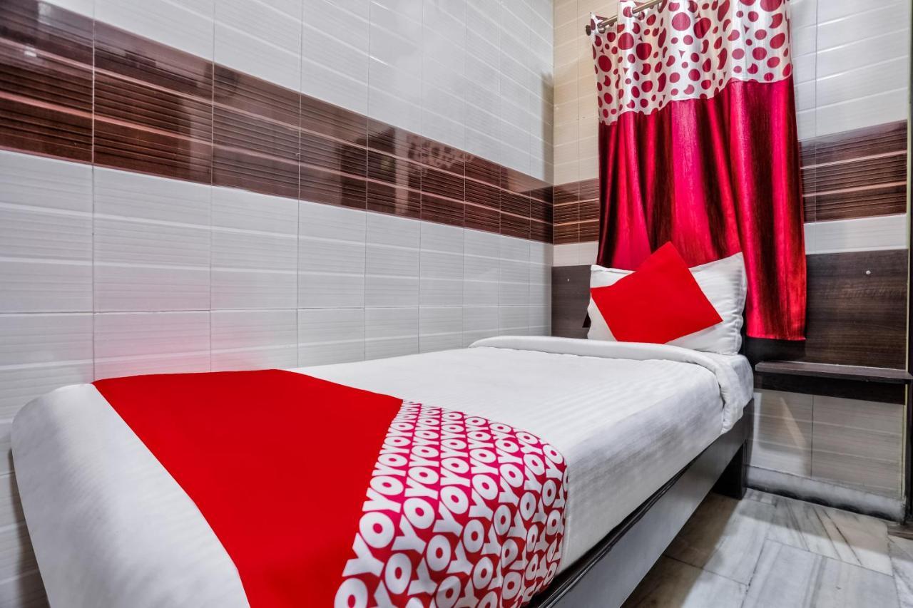 OYO Flagship 36726 Chellam Residency Hotel Chennai Esterno foto